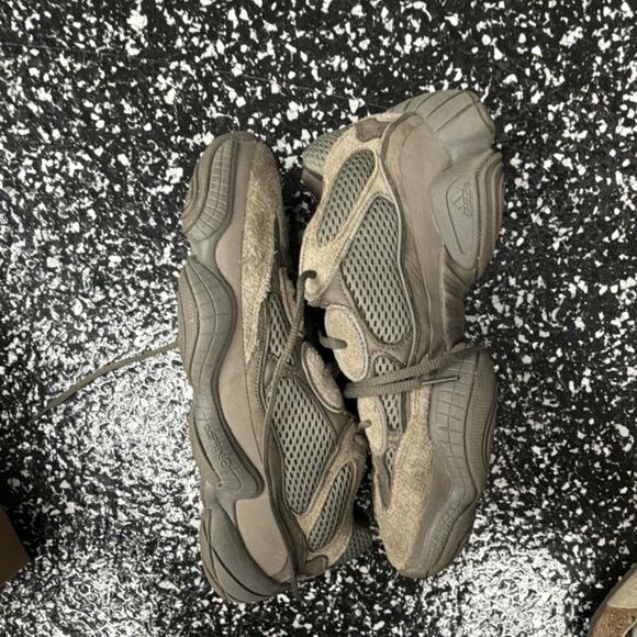 adidas Yeezy 500 Brown Clay Men\'s Athletic Sneakers GX3606 2021 main image 4